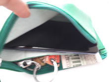 Load image into Gallery viewer, WRIST PURSE FOR $$$ &amp; CELL PHONE (LARGE) GREEN